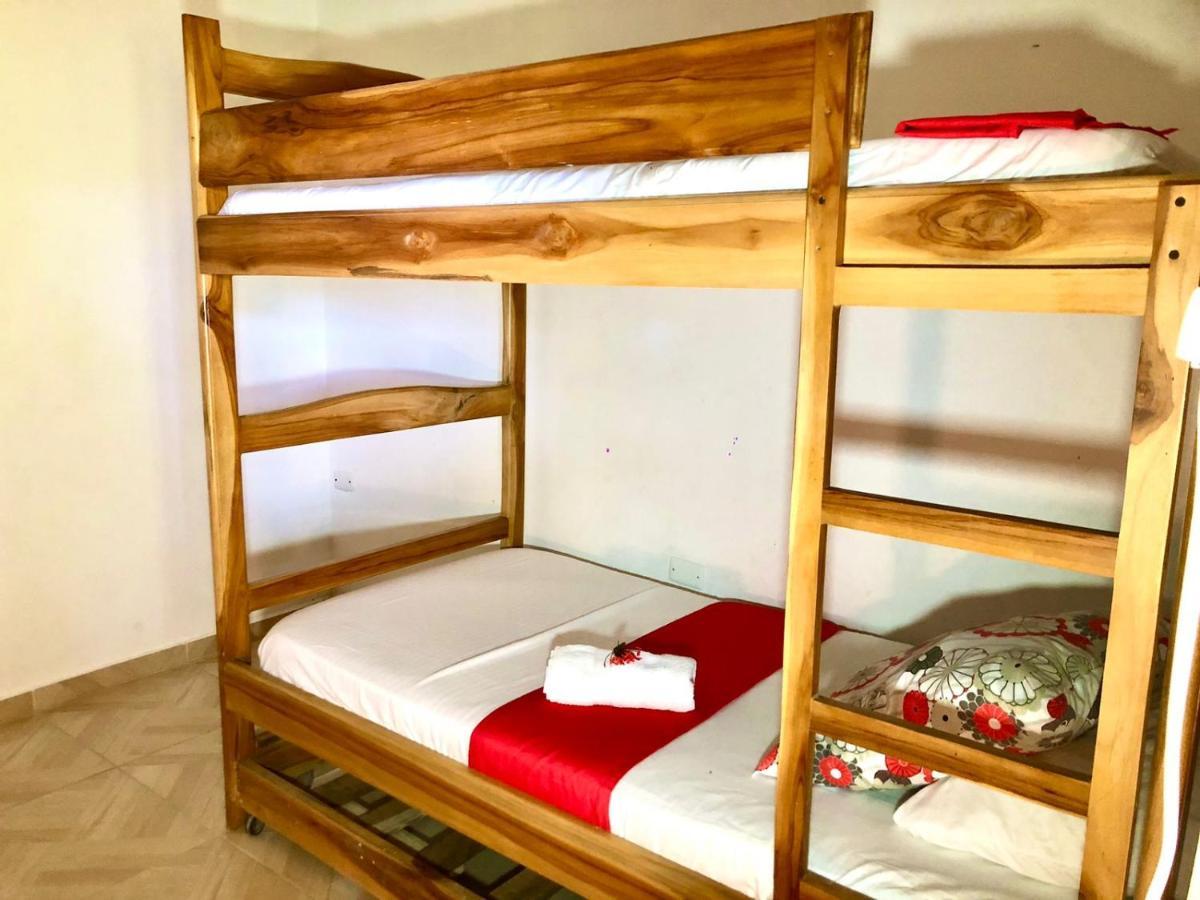 Sierra Kay Hostel Guachaca Kamer foto